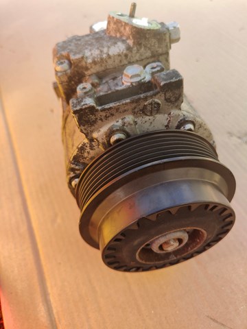 MERCEDES 0022305011 Компрессор кондиционера в наличии Запорожье