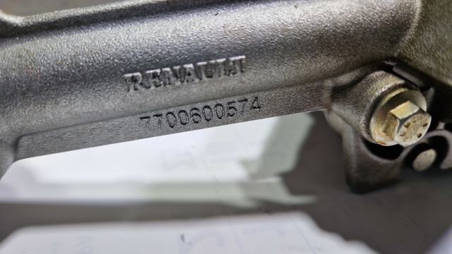 RENAULT 150100934R Насос масляный в наличии Одесса