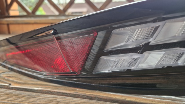 HYUNDAI 92402KL020 Задний фонарь в наличии Кривой Рог