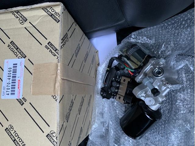 TOYOTA 4707048060 Насос АБС (ABS) главного тормозного цилиндра в наличии Чернигов