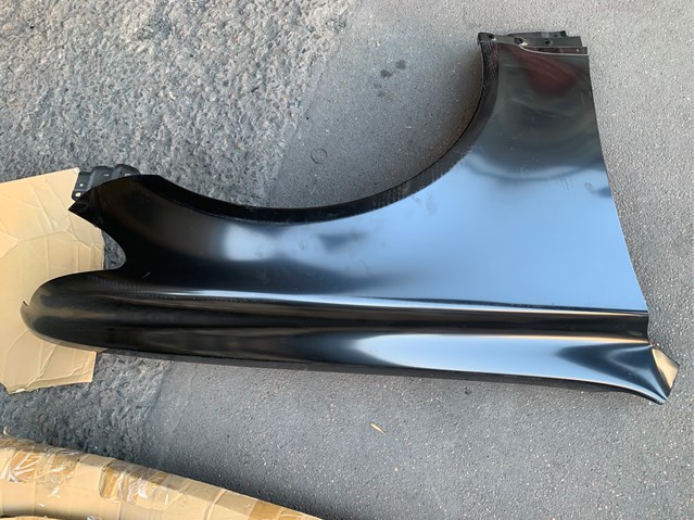 Правое крыло 5380150170 TOYOTA