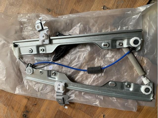 Механизм стеклоподъемника водительской двери 807211CA0A NISSAN