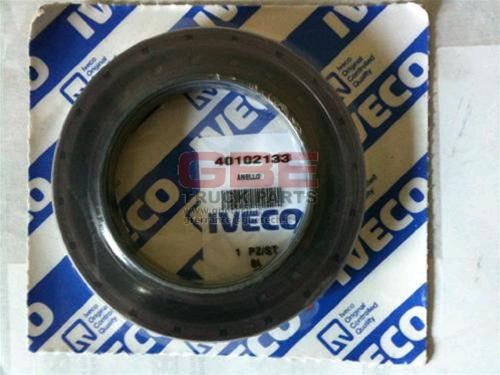 Сальник хвостовика редуктора 40102133 IVECO