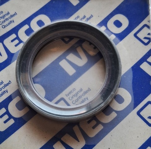 Сальник АКПП/КПП первичного вала 40102773 IVECO