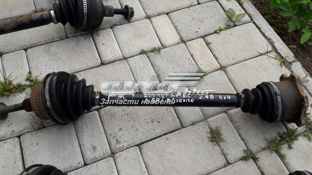 Полуось передняя левая 8D0407271EC VAG