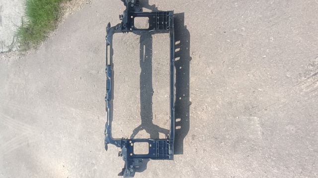 Монтажная панель крепления фар 64101A6200 HYUNDAI