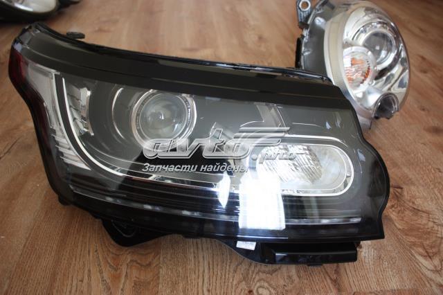 LAND ROVER LR067204 Правая фара в наличии Ровно