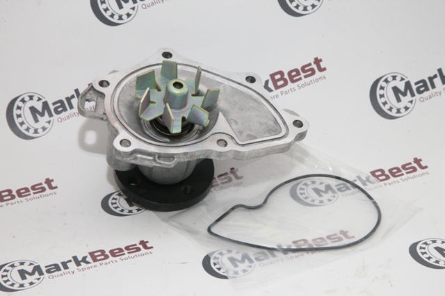 Насос водяной Toyota Avensis 2