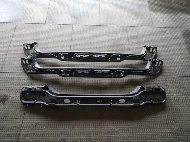 BMW 51127060797 Кронштейн бампера заднего центральный в наличии Кривой Рог
