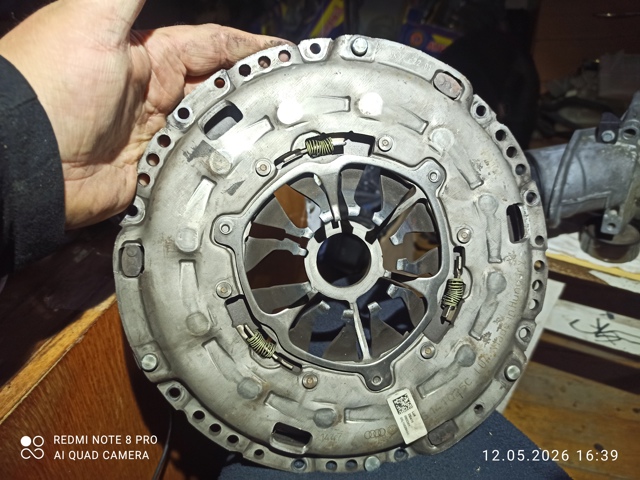 Лепестковая корзина сцепления 03G141025C VAG