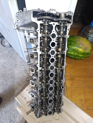Головка блока цилиндров (ГБЦ) 11127806059 BMW