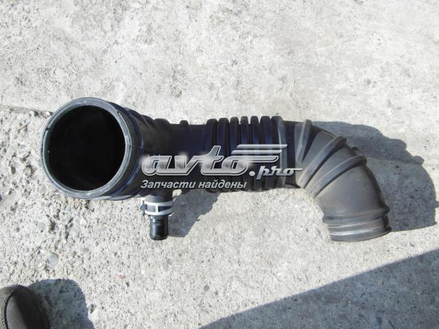 Воздухозаборник воздушного фильтра 1505A195 MITSUBISHI