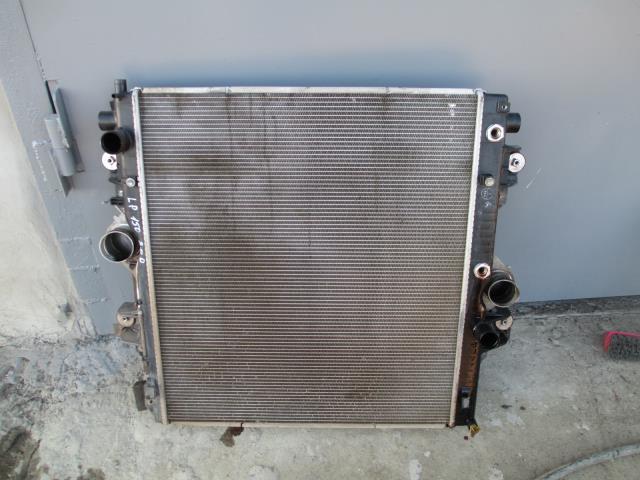 Радиатор охлаждения 3,0l diesel 1640030360