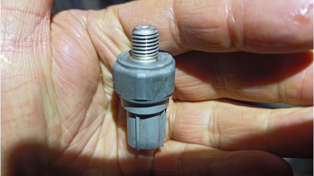 Датчик указателя давления масла 28600RCR004 HONDA