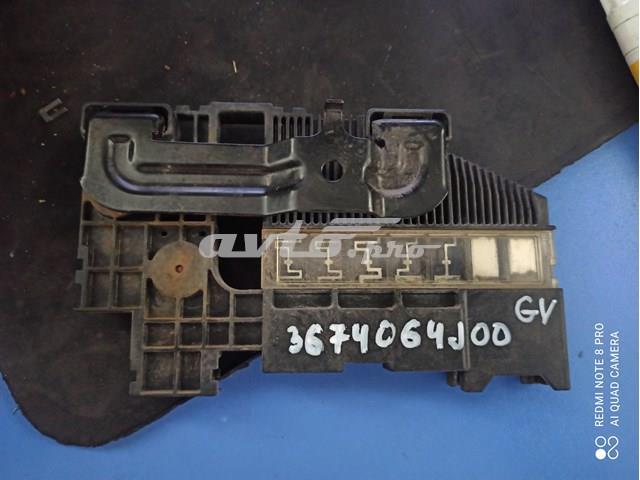 Монжатный блок реле 3674064J00 SUZUKI