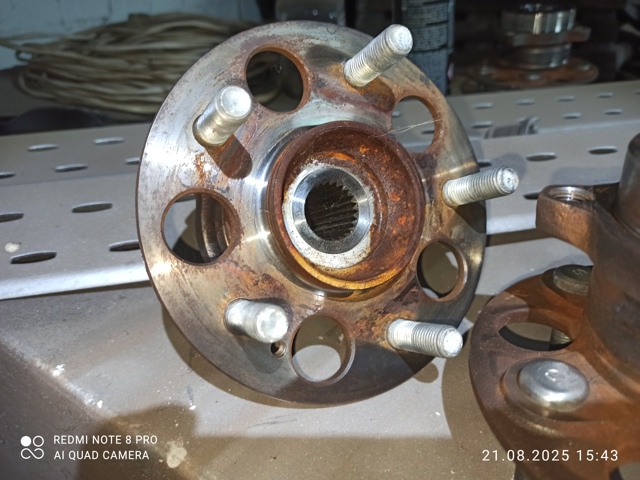 42200TLAA51 HONDA Ступица задняя купить в Украина