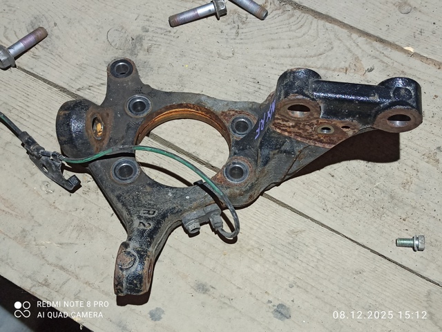 Цапфа поворотная правая 4321178010 TOYOTA