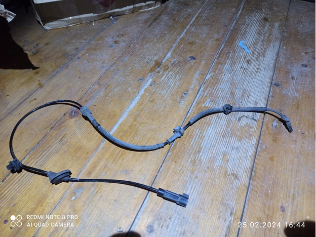 Задний левый датчик АБС 4670A573 MITSUBISHI