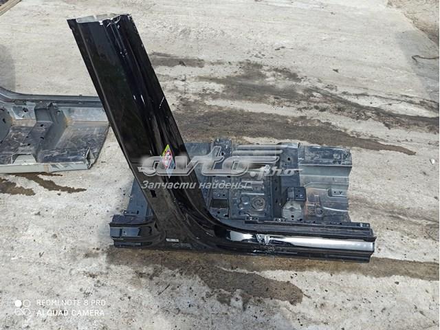 Амортизационная стойка центральная, правая 4M0809224B VAG