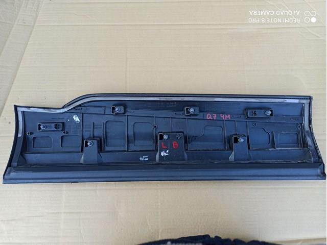 VAG 4M0853970GGRU Молдинг двери задней правой нижний в наличии Тернополь