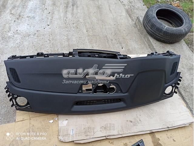 Панель салона передняя "торпедо" 4M1857001AB VAG