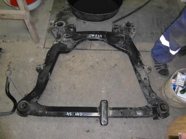 Балка передней подвески (подрамник), передняя 5110006080 TOYOTA