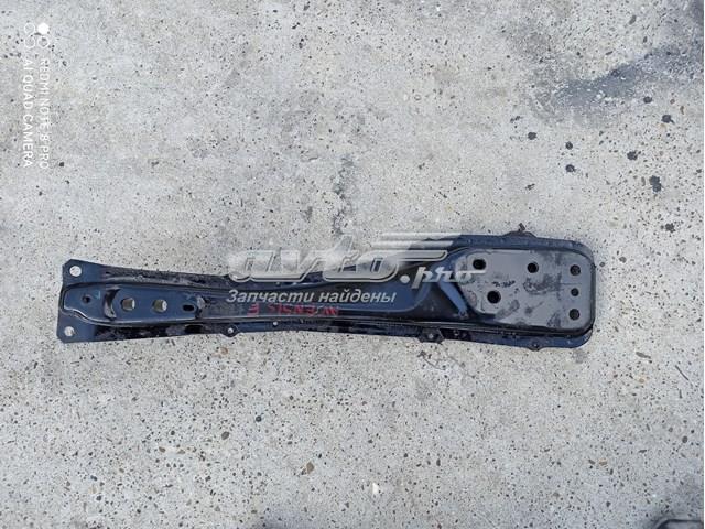 Подрамник двигателя 5120405031 TOYOTA