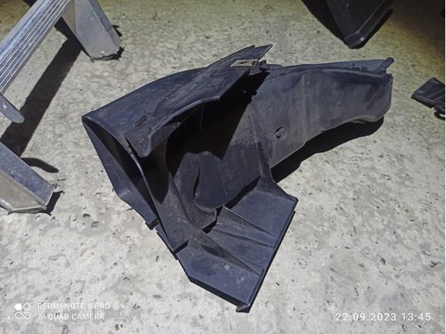 Воздуховод тормозного диска, правый 51717121616 BMW