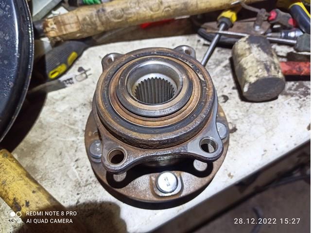 Ступица переднего колеса 517503J000 HYUNDAI