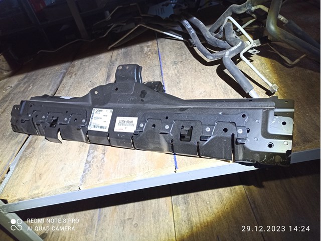 Кронштейн бампера переднего, центральный 5250660100 TOYOTA
