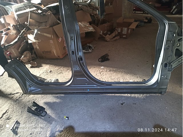 Внешний правый порог  5253AL00 MITSUBISHI