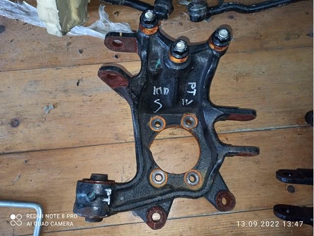 Цапфа поворотного кулака 52720D3000 HYUNDAI