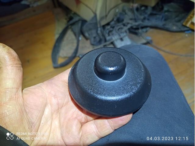 Крышка опоры амортизатора переднего 546393R000 HYUNDAI