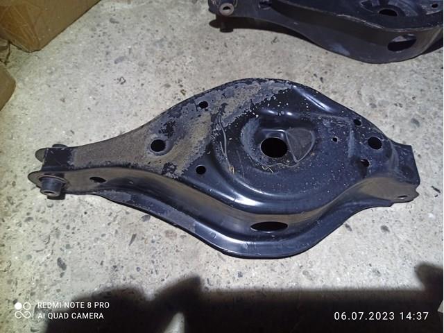 NISSAN 551B09Y000 Нижний рычаг задней подвески в наличии Полтава