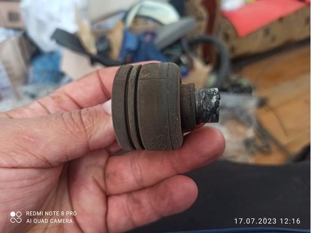 Втулка амортизатора заднего 56218CA000 NISSAN