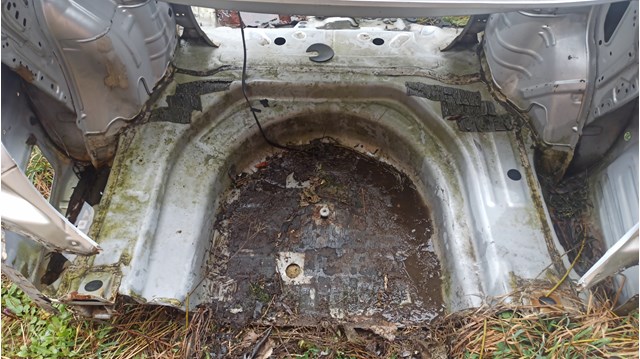 Колесная ниша 5831133070 TOYOTA