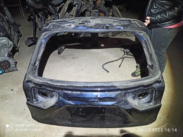 Дверь задняя багажная 6700548720 TOYOTA