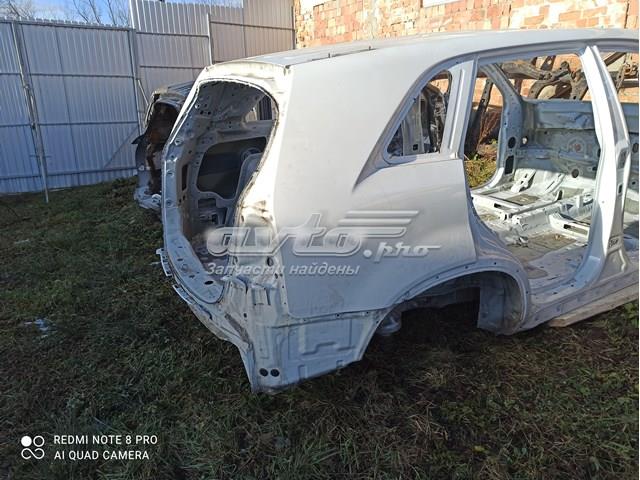 Крыло заднее правое 715041UC00 HYUNDAI
