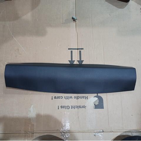 Пластик пятой двери 7224A154XA MITSUBISHI