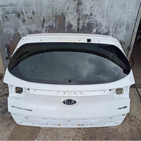 Задняя дверь 73700F1000 HYUNDAI
