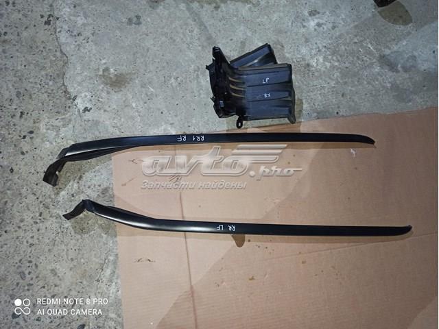 Правый молдинг ветрового стекла 7553548010 TOYOTA