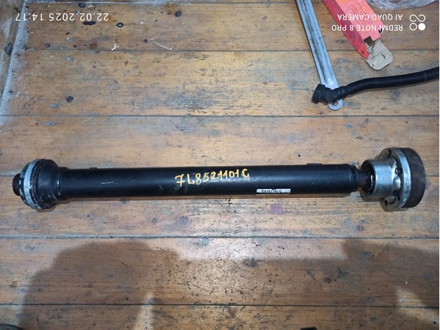 Вал карданный передний 7L8521101C VAG