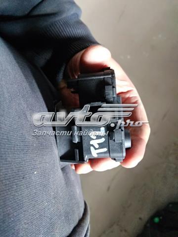 7P0810773B VAG Мотор-привод открытия лючка бака купить в Одесса