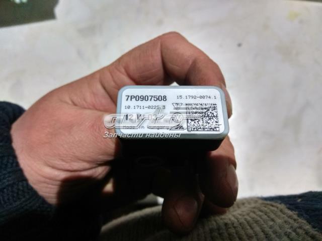 Датчик Эйрбэг передний 7P0907508 VAG