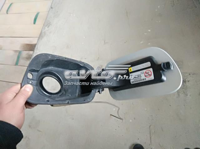 7P6809857 VAG Корпус заливной горловины топливного бака купить в Черновцы