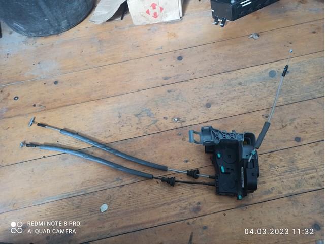 Замок передней левой двери 813103S0100R HYUNDAI