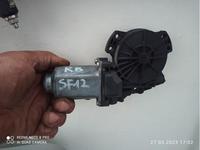 Моторчик стеклоподъемника двери задней, правой 834602B000 HYUNDAI