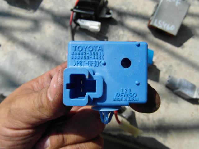 Зуммер парктроника/бесключевого доступа 8665250010 TOYOTA