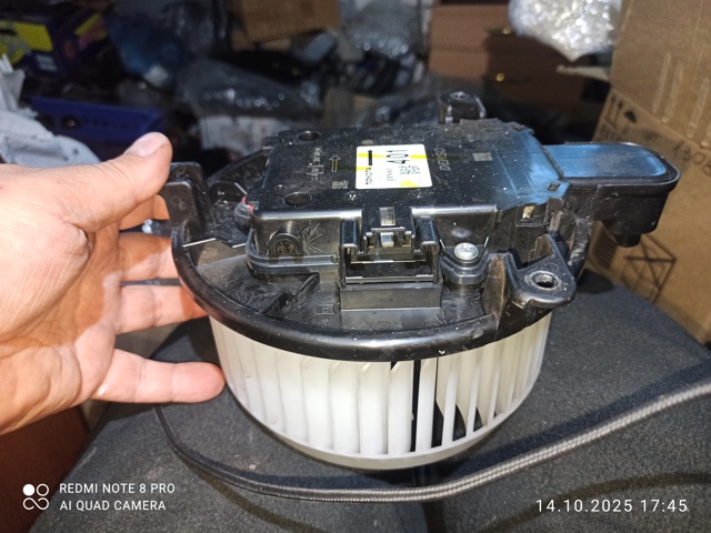 Электромотор печки 8710360560 TOYOTA
