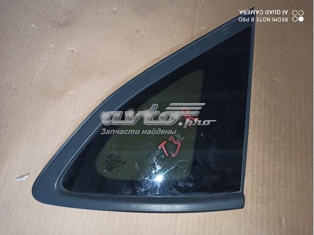Стукло багажника, правое 87820D3010 HYUNDAI